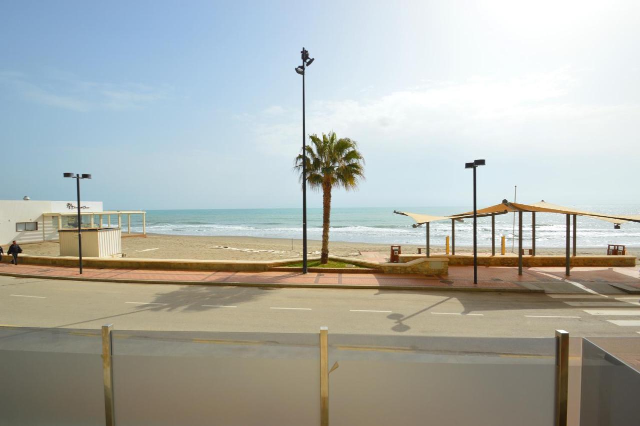Fuengirola, Primera Linea De Playa Екстериор снимка